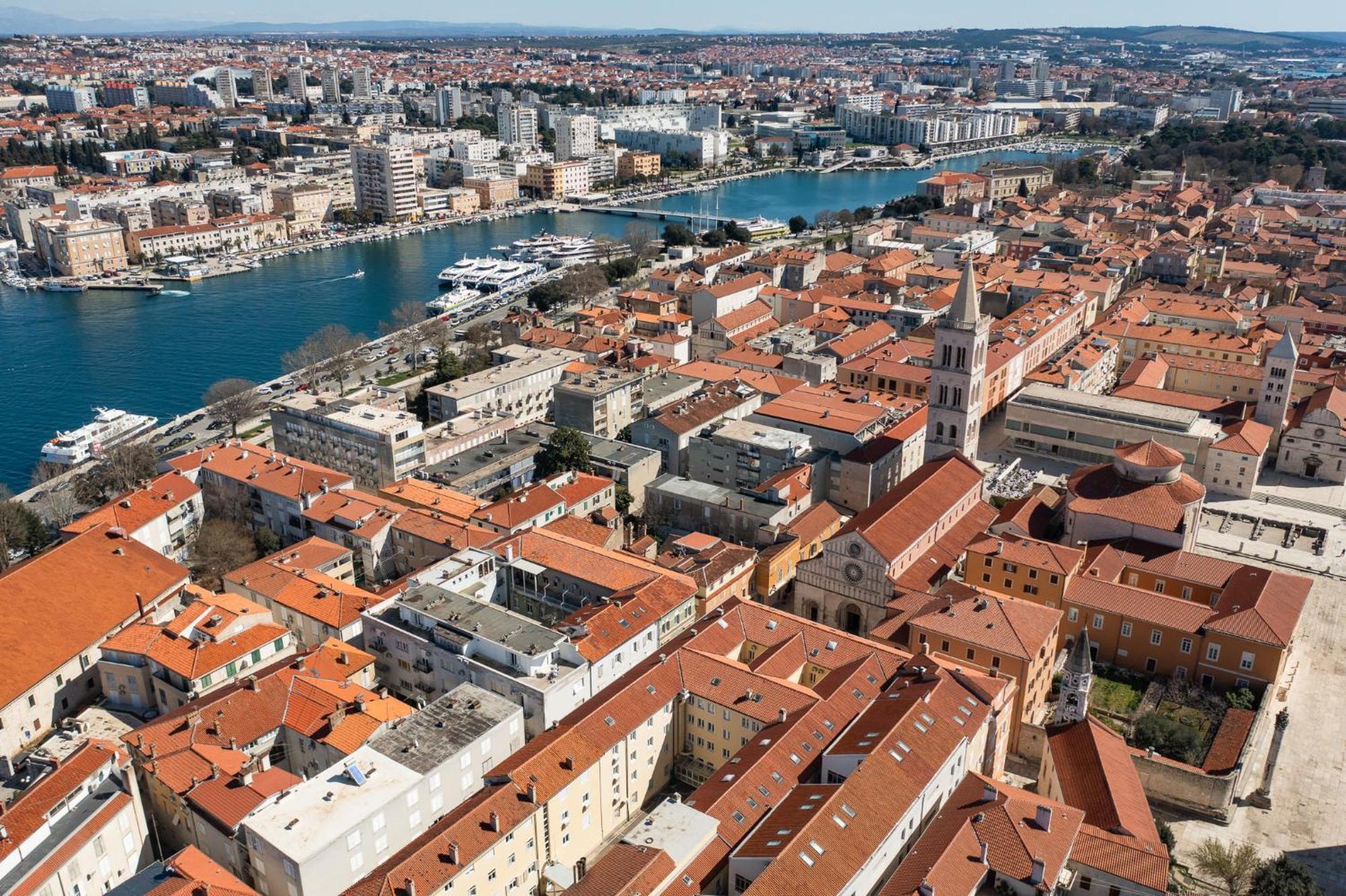 Maris Accommodation By Belmont Realty Zadar Eksteriør bilde